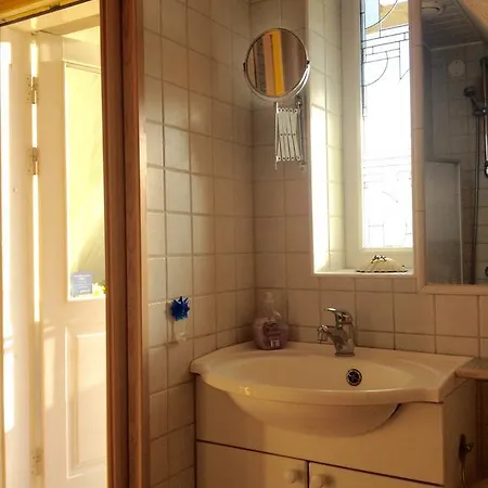 Сasa de vacaciones Romantic Attic Holiday House *